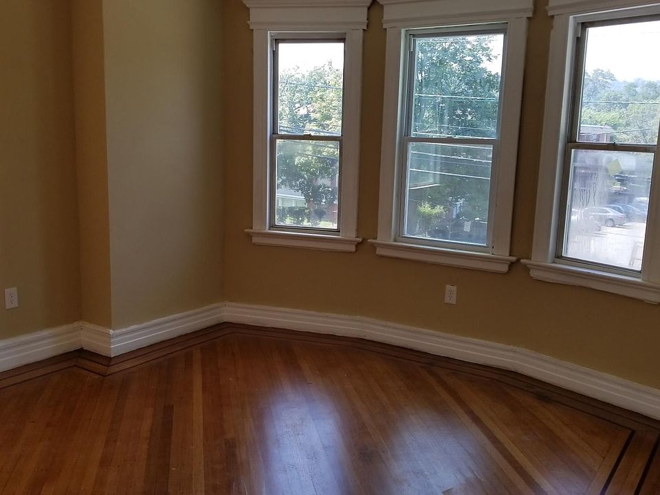 1st image of 206 Mount Vernon Ave Floor 2