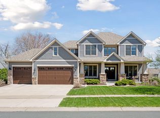 7128 Queensland Ln N, Maple Grove, MN 55311