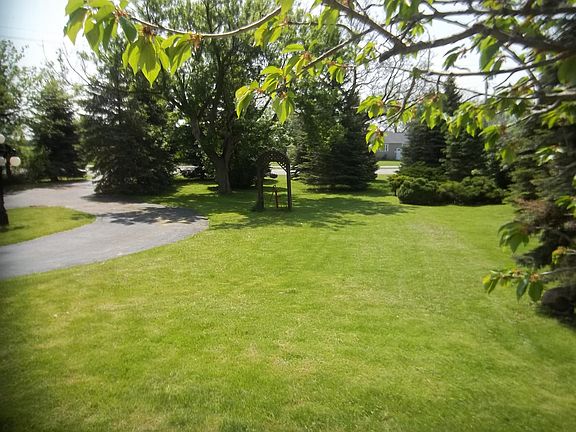 Beautiful Front Yard