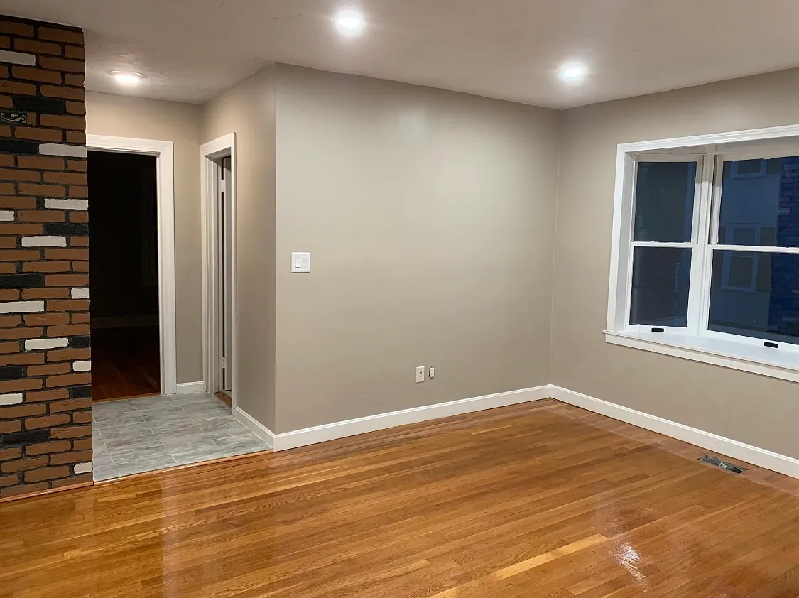 2 bed, 1.5 bath, 1100 sqft, $2,200 — Photo 4