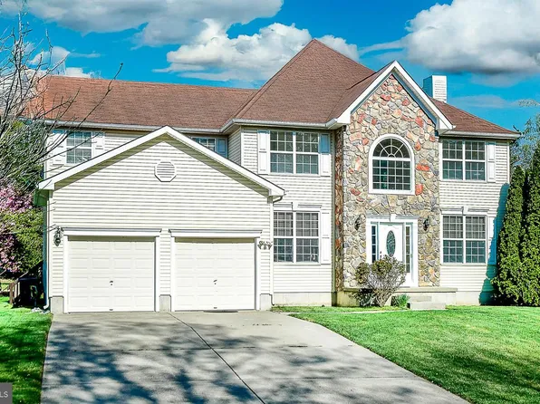 6 Palmer Ct, Glassboro, NJ 08028