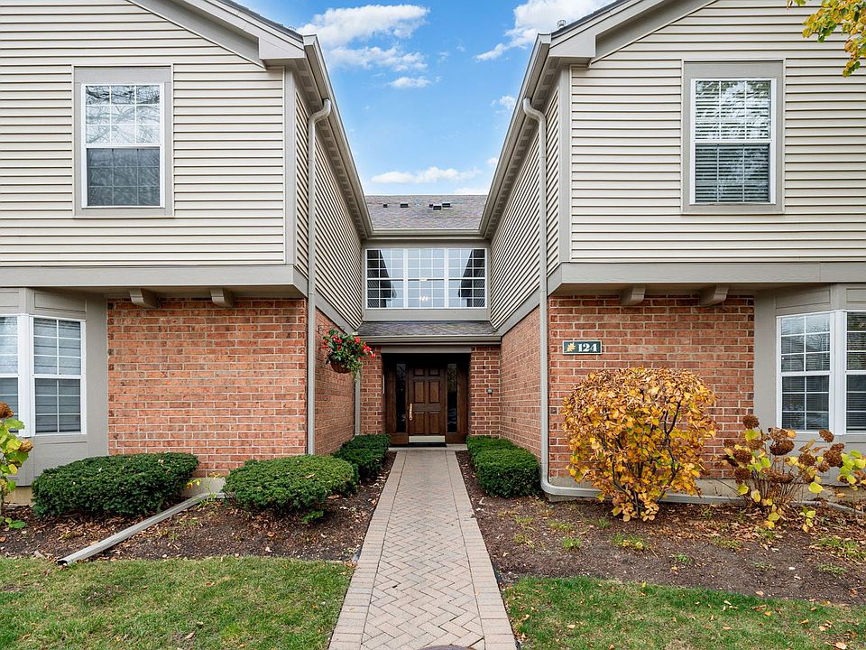 1st image of 124 White Oak Ct APT 3