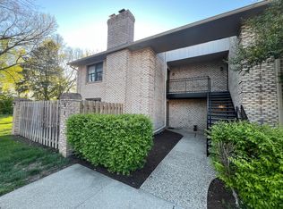 1121 Turkey Foot Rd, Lexington, KY 40502