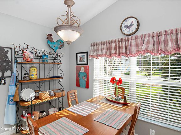 5th image of 1631 Lago Mar Dr