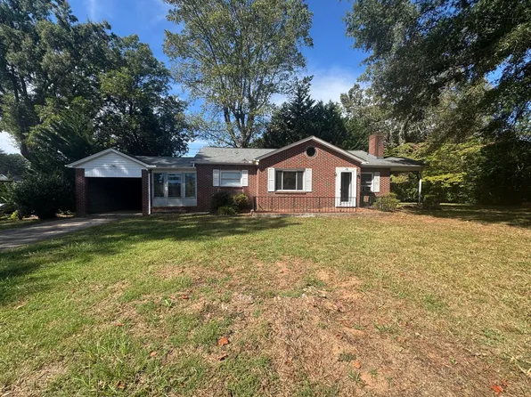 16 Grandview St, Granite Falls, NC 28630