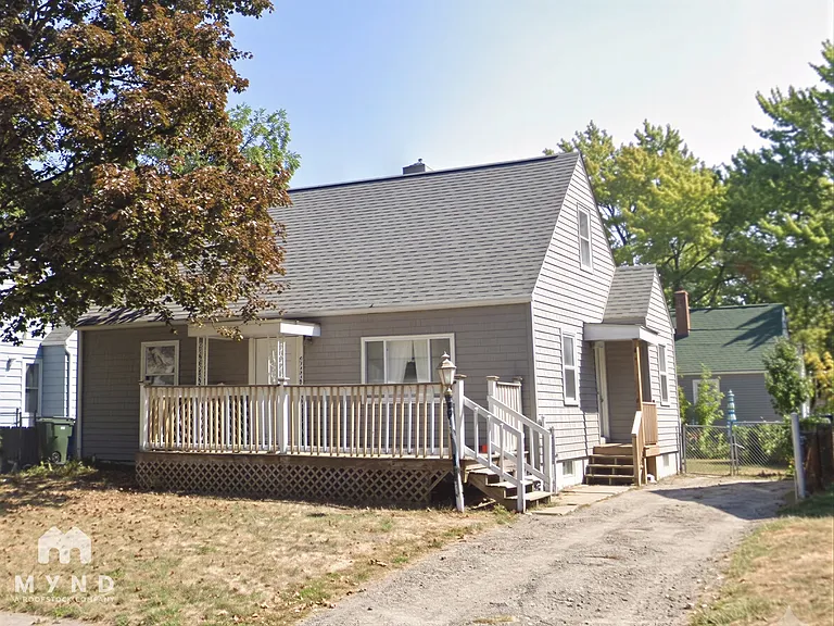 3420 Medina Ave — Photo 1