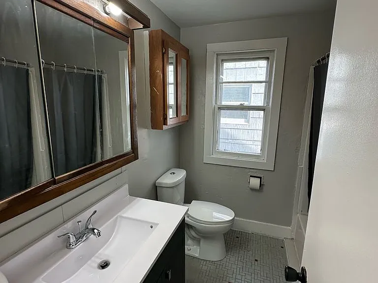 1329 N Johnson St — Photo 14