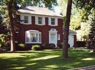 1289 Forest Glen S Ave, Winnetka, IL