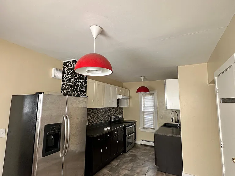 371 Norton St #1-0 — Photo 2