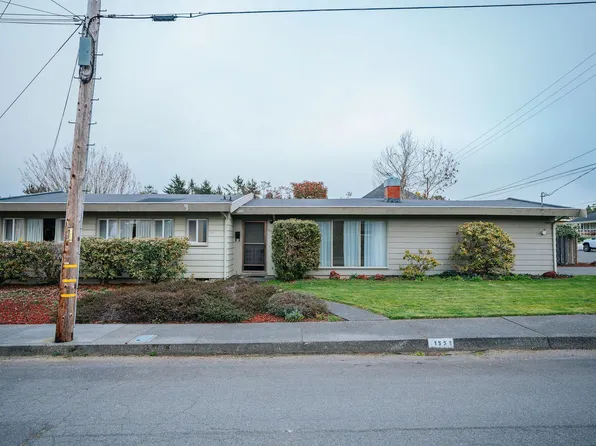 1551 Dean St, Eureka, CA 95501