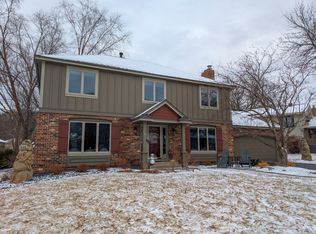 7632 W 85th St, Bloomington, MN 55438