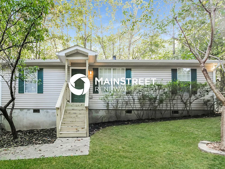 42 Swan Dr