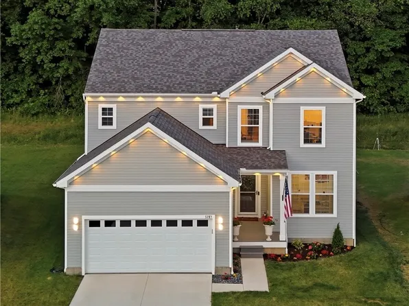3785 Rachael Ln, Uniontown, OH 44685