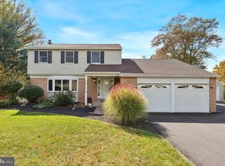 251 Manor Rd, Harleysville, PA 19438