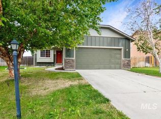 20119 Thunder Ave, Caldwell, ID 83605