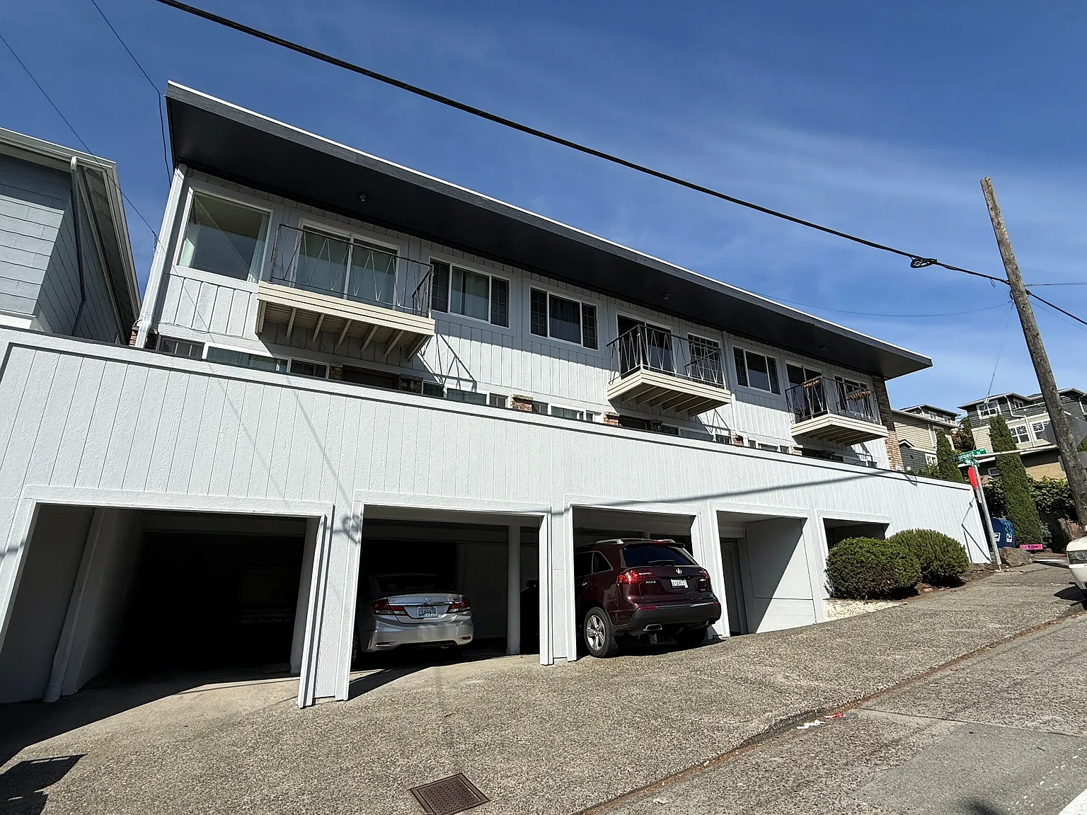 523 Prospect St — Photo 2