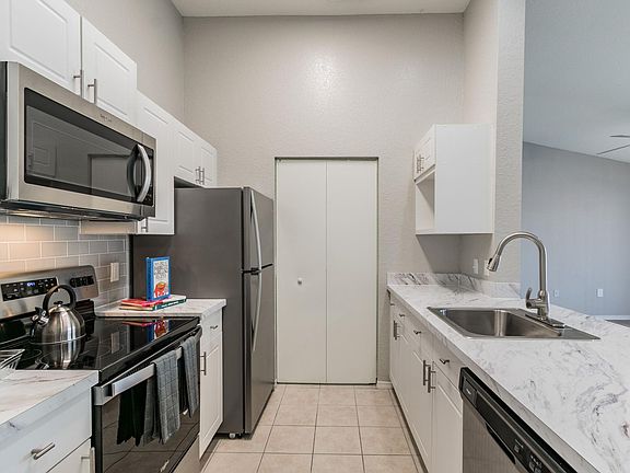 2nd image of 2100 Lake Highland Blvd #3-206