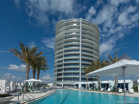 3rd image of 701 N Fort Lauderdale Blvd #404