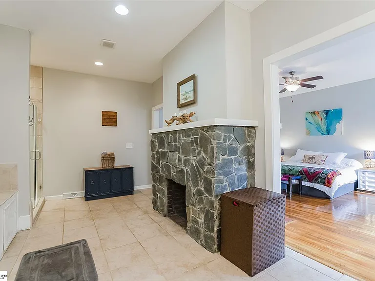 19 David St — Photo 23