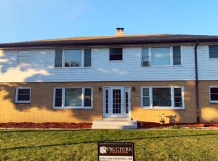 520 Lakeview Ave APT 3, South Milwaukee, WI 53172