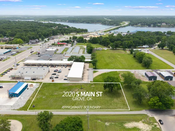 S Main St, Grove, OK 74344