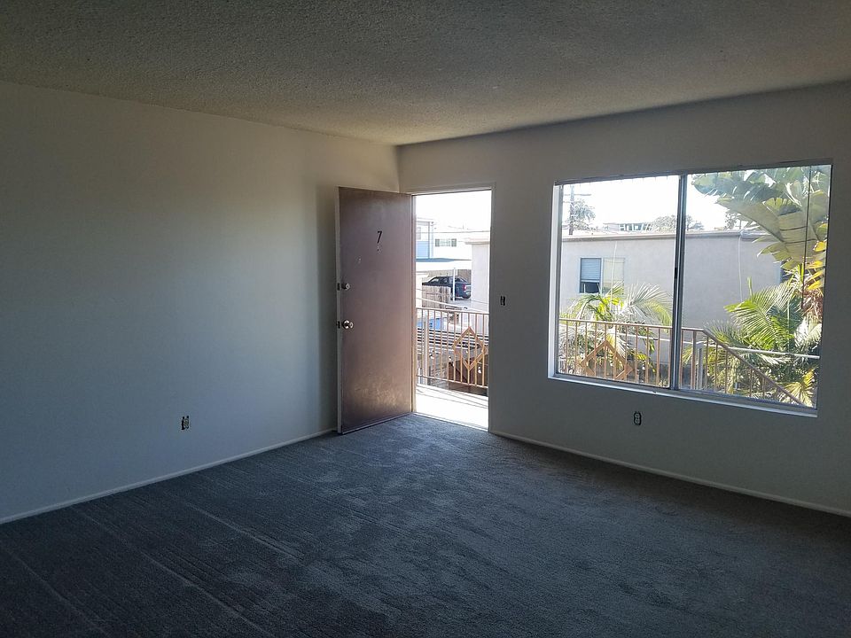 1st image of 4945 Narragansett Ave APT 7