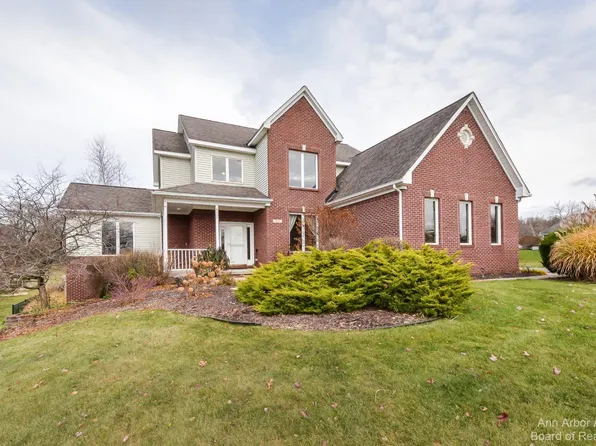 7620 Fox Trce, Dexter, MI 48130