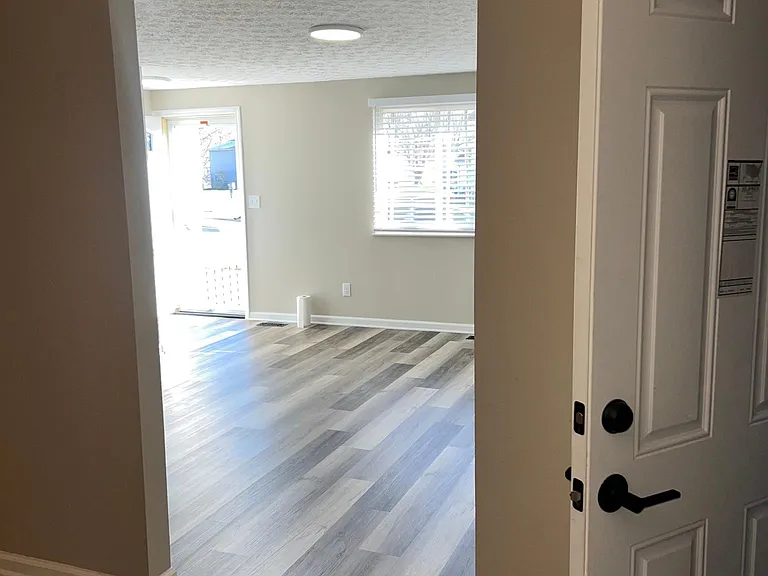 5850 Baytree Dr — Photo 38