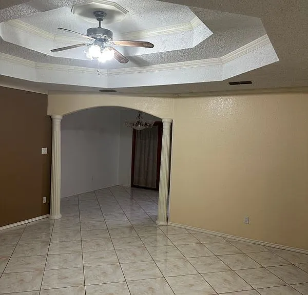 1653 W San Marcelo Blvd — Photo 2