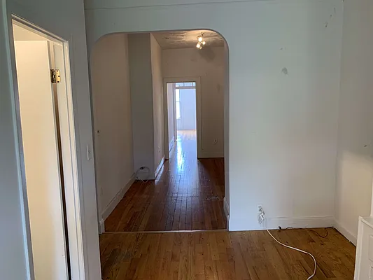 Rented by Flatiron Real Estate Advisors LLC | media 13