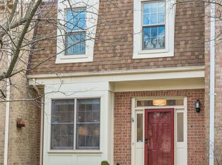 10609 Pine Haven Ter, Rockville, MD 20852