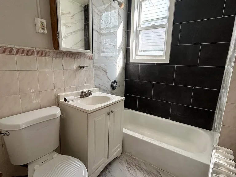 244 Vermont Ave #2 — Photo 7