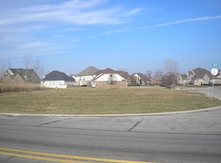 26961 Starkey Ln, Brownstown, MI 48174