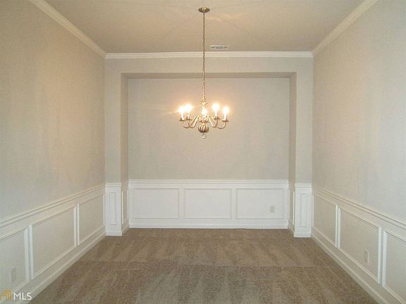 3rd image of 617 Amrose Way