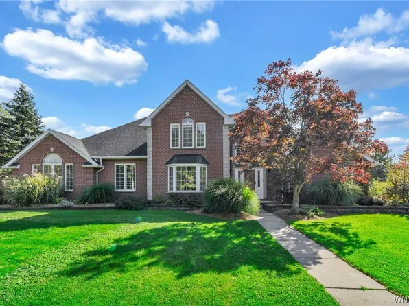 6362 Scherff Rd, Orchard Park, NY 14127