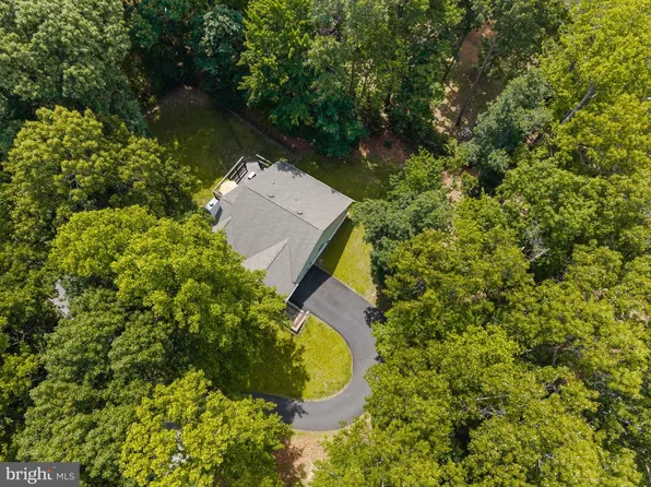66 Stone Ridge Rd, Harpers Ferry, WV 25425