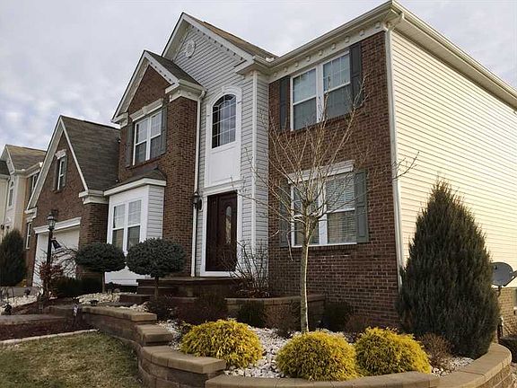 2nd image of 1019 Sweet Brier Dr