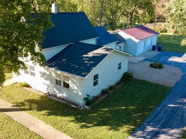 103 E 2nd St, Converse, IN 46919