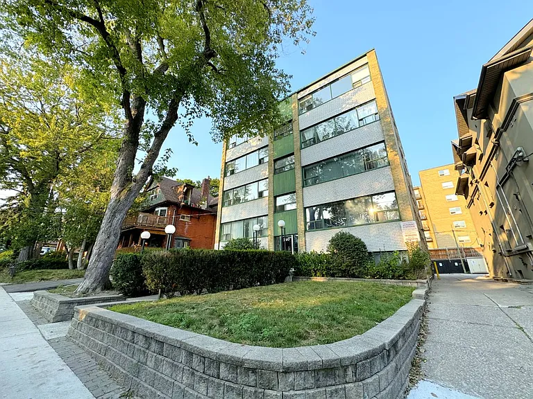 140 Springhurst Ave #U4 — Photo 12