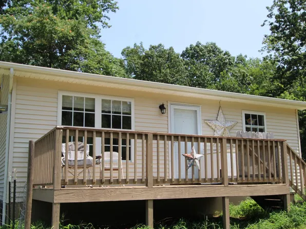 1310 Arrington Mountain Rd, Haywood, VA 22722