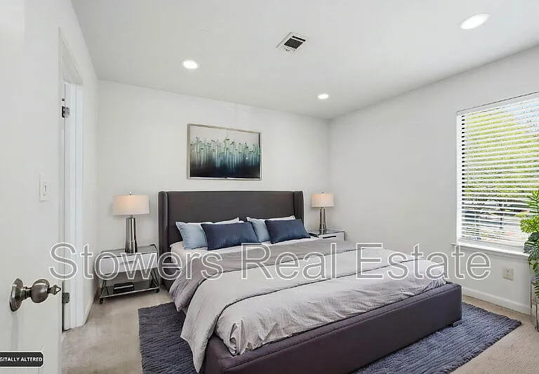 7102 Cross Creek Cir #C — Photo 18