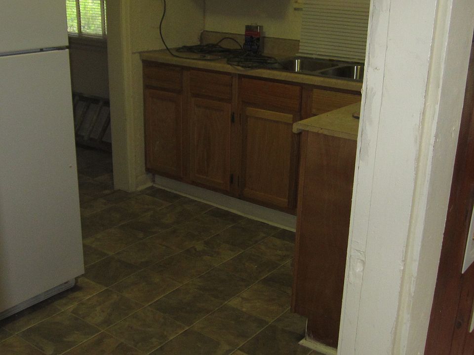 2nd image of 4321 W 16th St #House