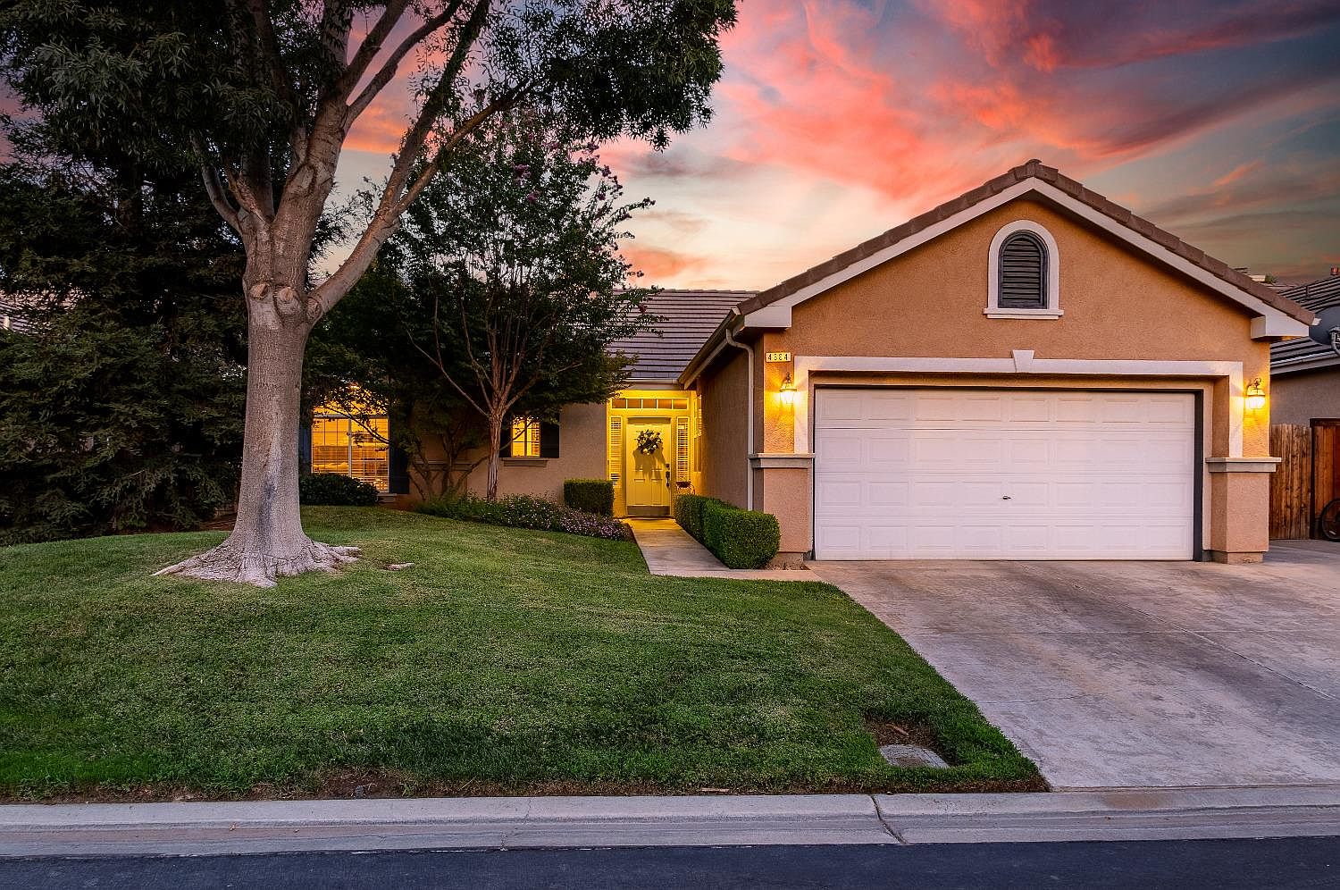 4884 N Crestmoor Ave, Clovis, CA 93619 Zillow