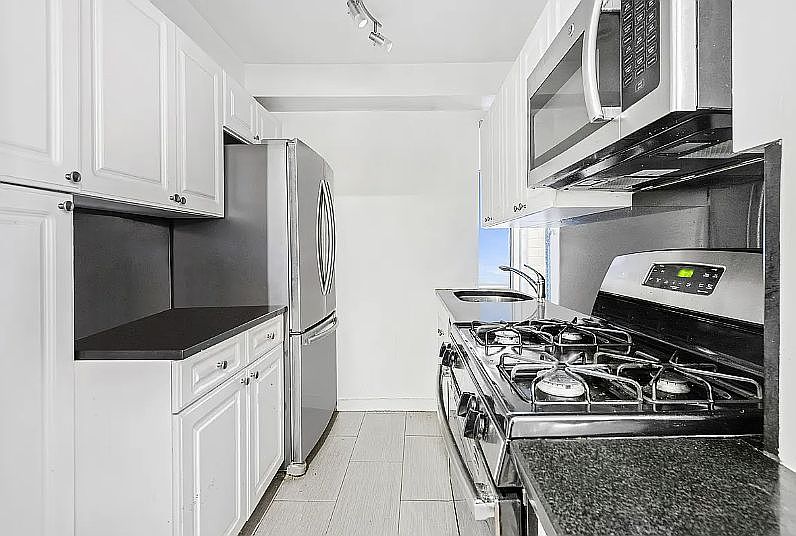 2nd image of 310 Lexington Ave APT 12D