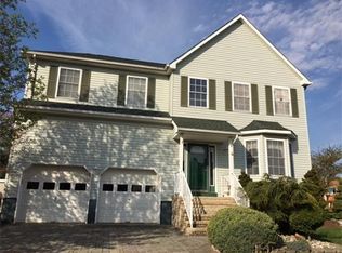 22 Lexington Rd, Monmouth Junction, NJ 08852