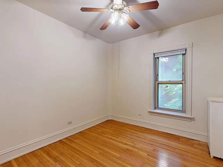 5533 S. Blackstone — Photo 24