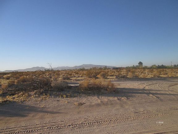 4th image of Plains Ave