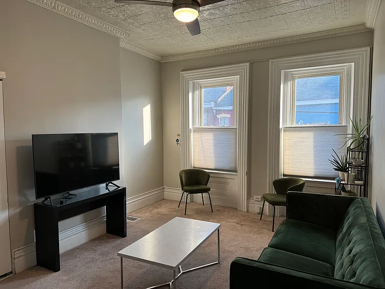 245 45th St #2 — Photo 7