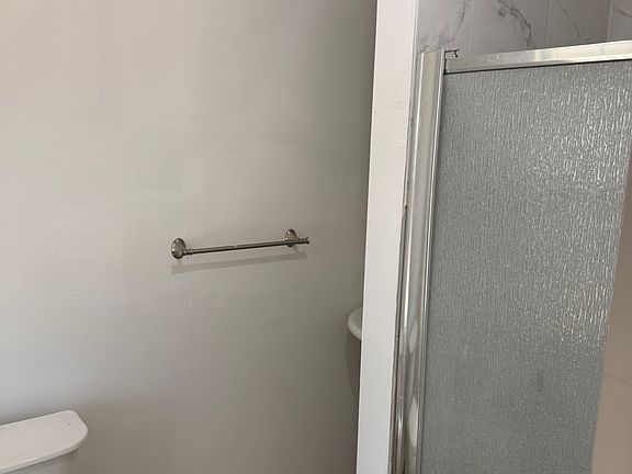 4th image of 251 E Colorado Blvd