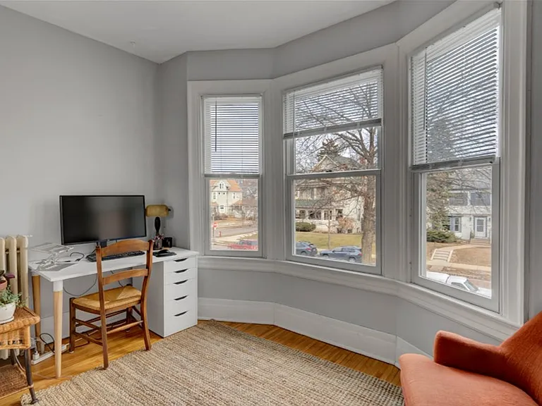 2208 Girard Ave S #2 — Photo 3